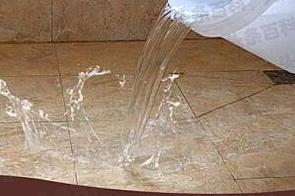 江源漏水维修 免砸砖防水材料该如何施工